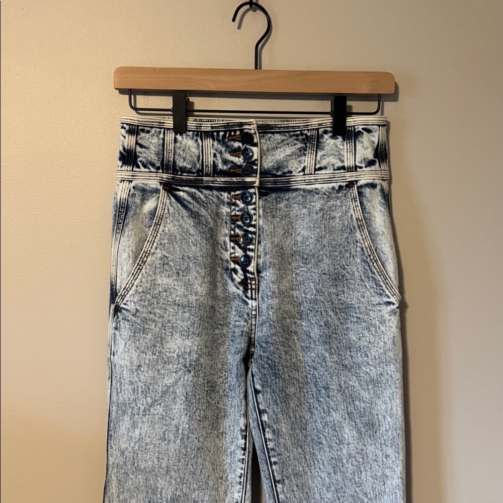 Ulla Johnson Ellis Acid Wash High Rise Cropped Jeans - Picture 5 of 10